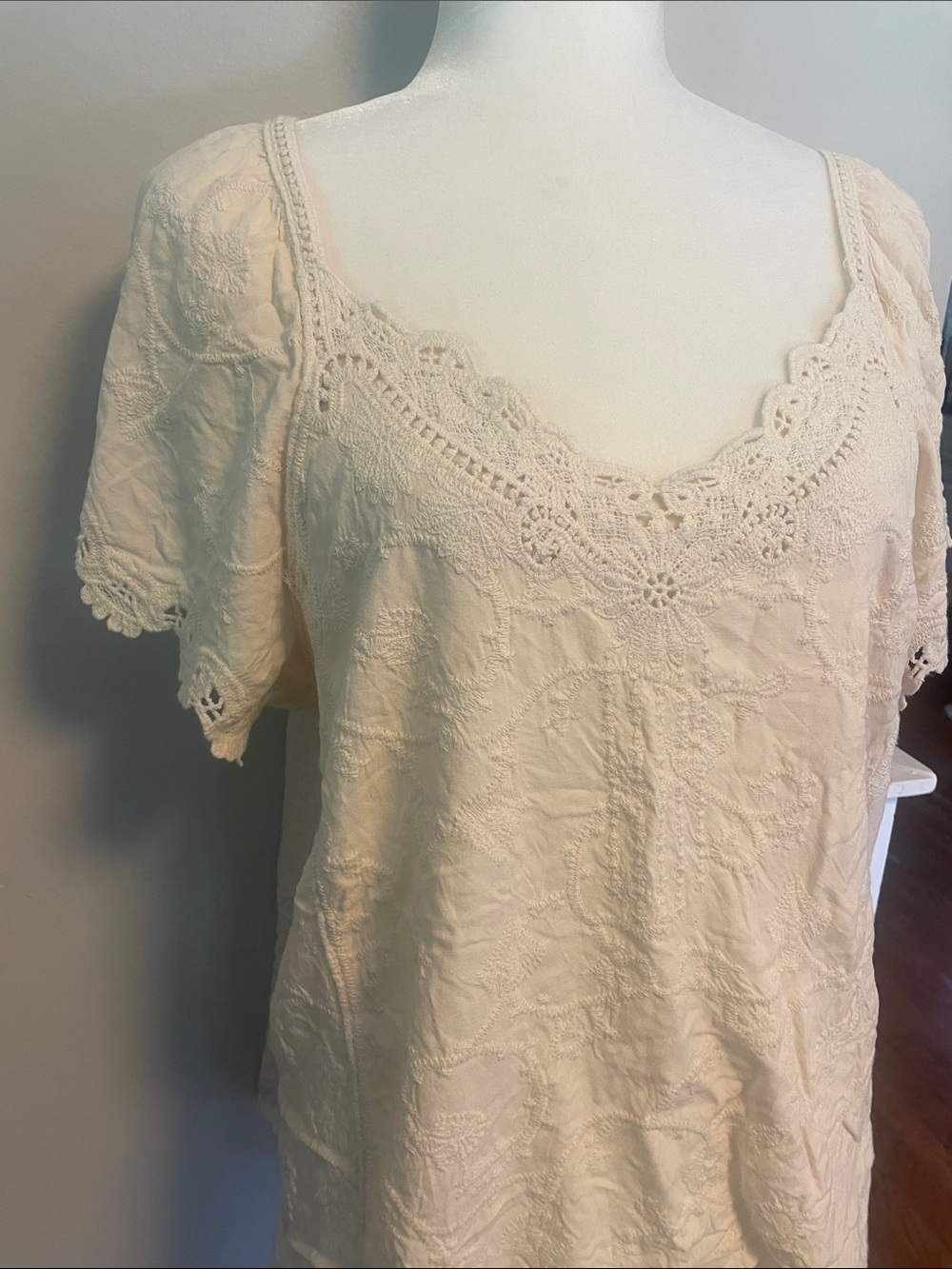 EUC Democracy Boho Cream embroidered Tunic size L - Picture 4 of 12